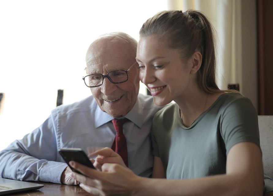 Hundreds of Thousands Use ‘Amazon-style’ Prescription Tracker in NHS App